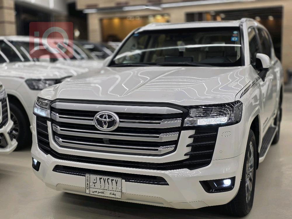 تويوتا لاندكروزر